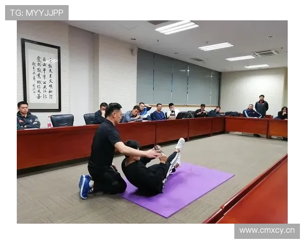 透视篮球运动常见伤病现状成因预防与康复趋势解析训练负荷管理策略